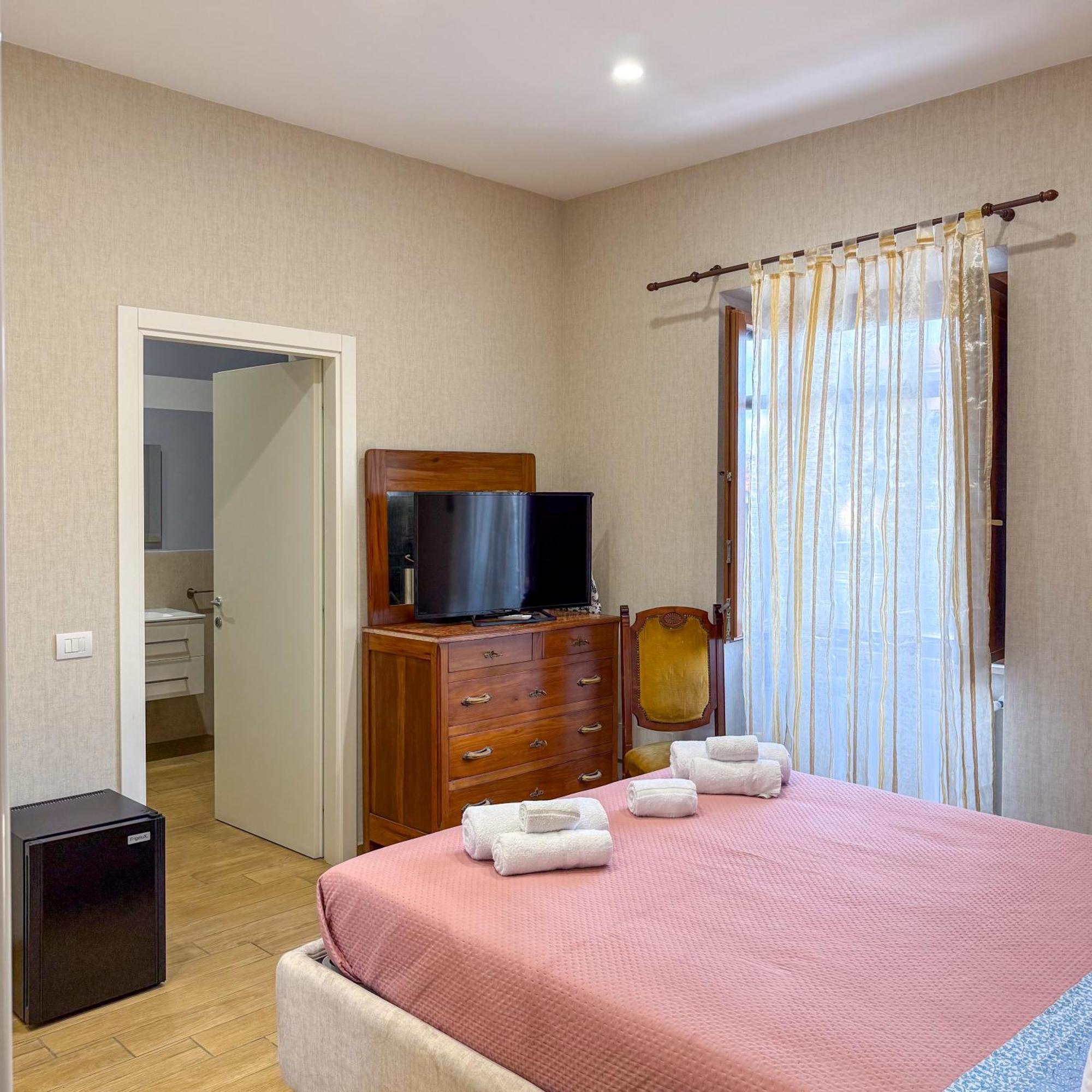 Edo House Anzio - Beachfront - Fronte Mare - Affittacamere Екстер'єр фото
