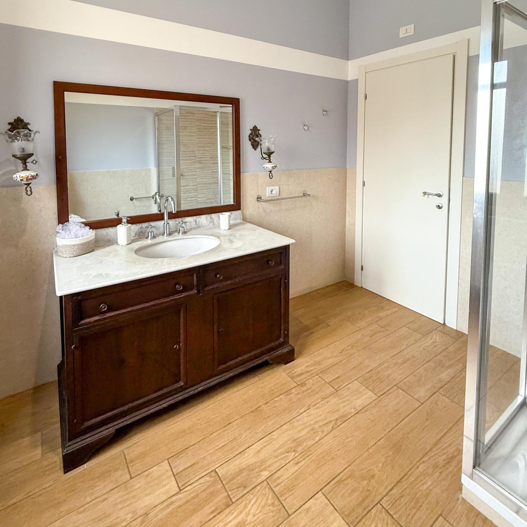 Edo House Anzio - Beachfront - Fronte Mare - Affittacamere Екстер'єр фото