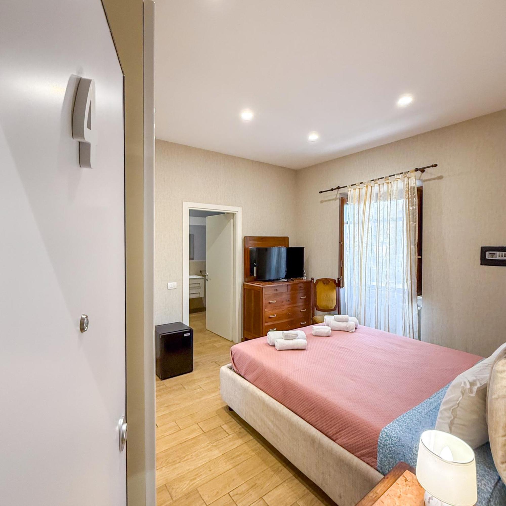 Edo House Anzio - Beachfront - Fronte Mare - Affittacamere Екстер'єр фото